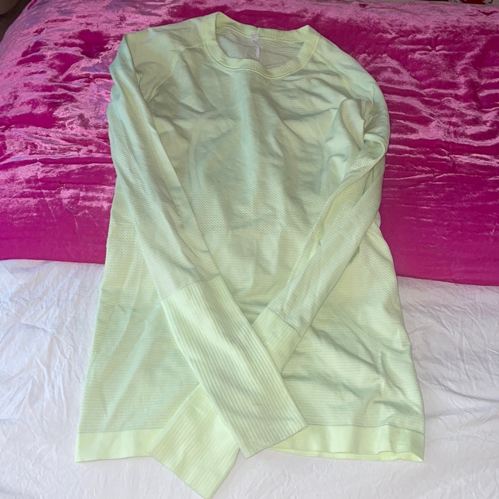 Lululemon shirt